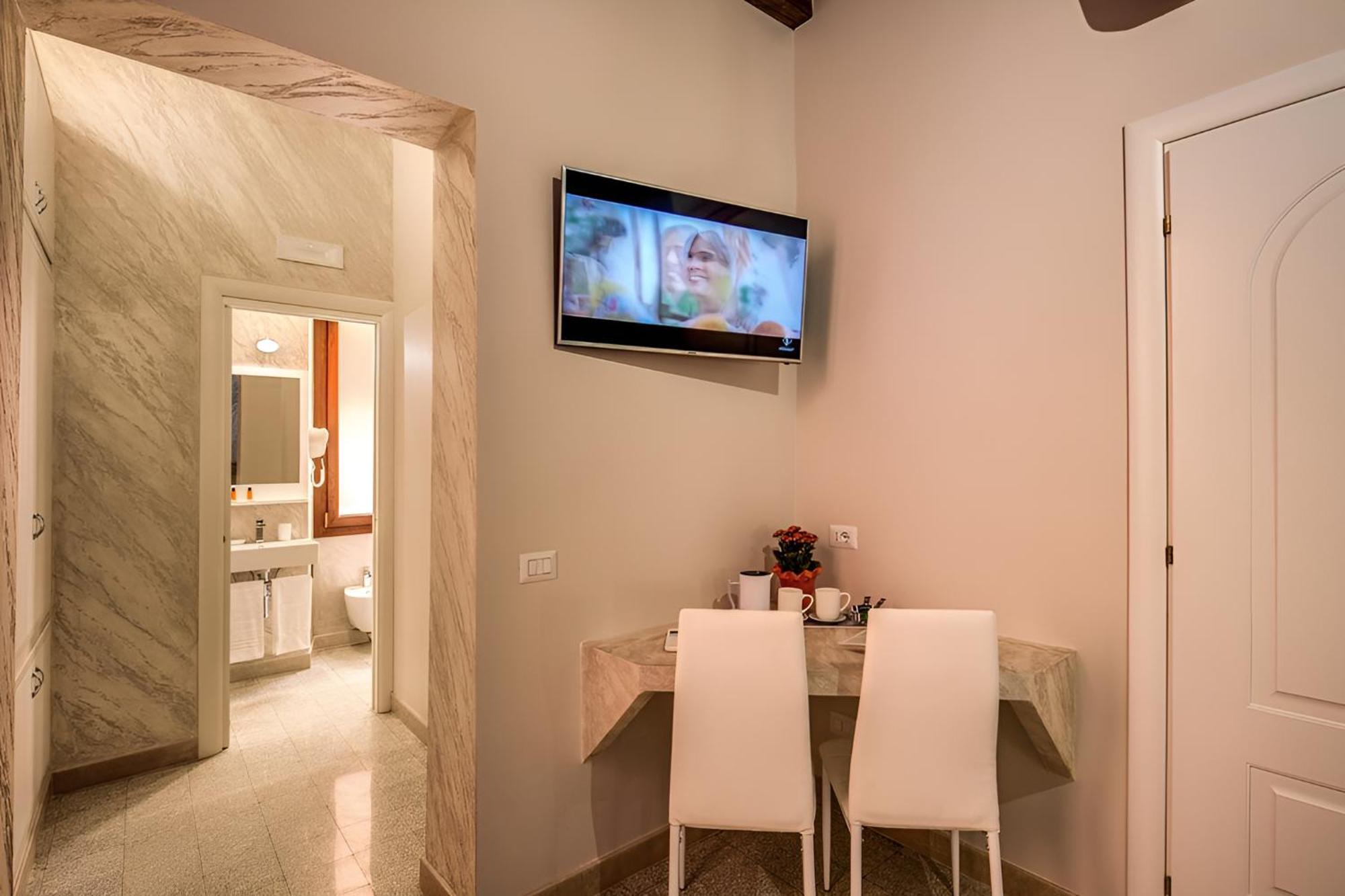 Colosseo Accomodation Room Guest House Roma Dış mekan fotoğraf