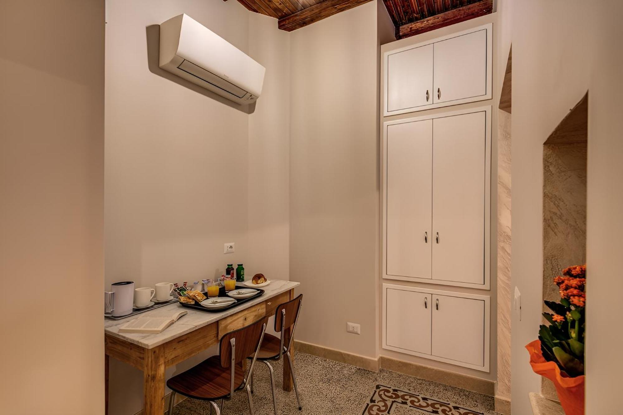 Colosseo Accomodation Room Guest House Roma Dış mekan fotoğraf