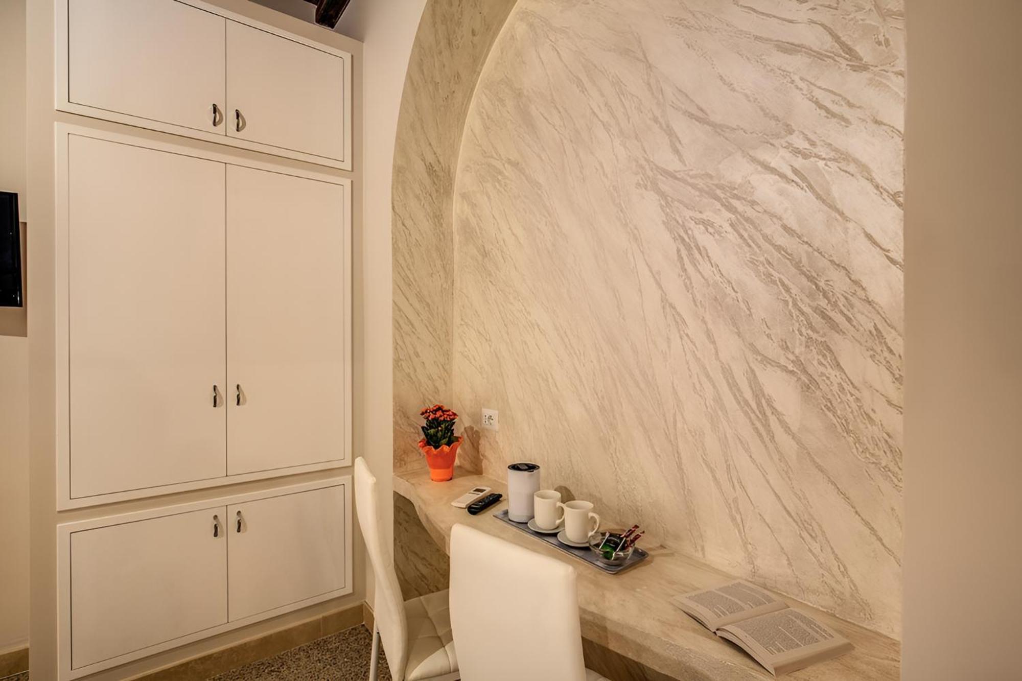 Colosseo Accomodation Room Guest House Roma Dış mekan fotoğraf