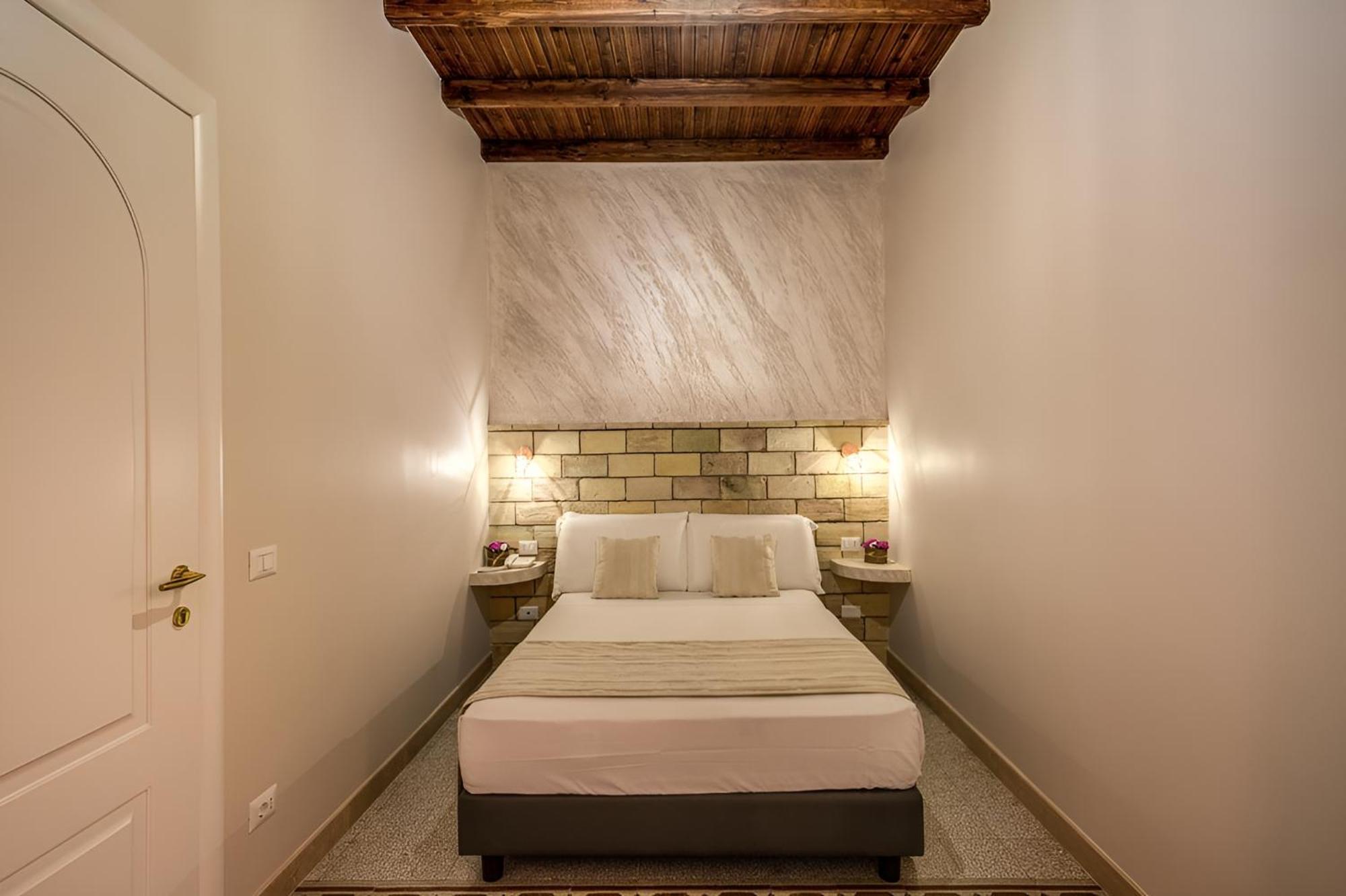 Colosseo Accomodation Room Guest House Roma Dış mekan fotoğraf